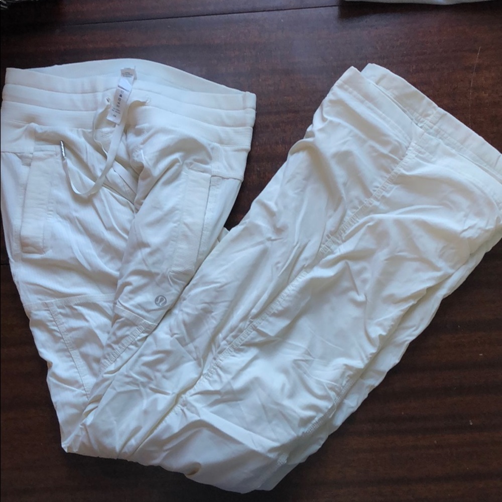 Lululemon cream cargo utility pant